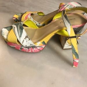 Nine West Yellow Shoes